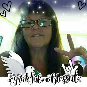 Meet your Posher, Debbie